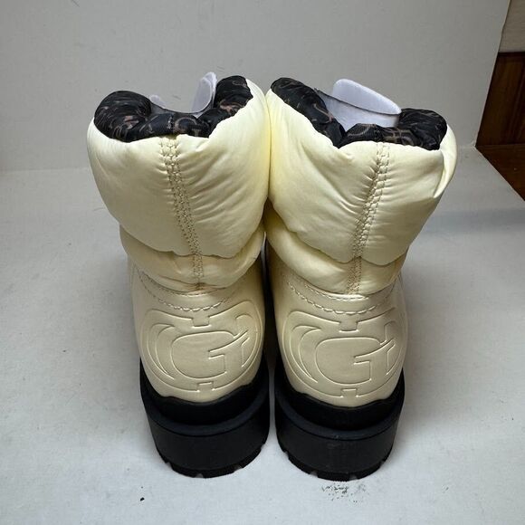 GUESS Womens 9.5 M Ivory Leeda Quilted Ankle Snow Boots NIB HZ3 - Picture 5 of 5